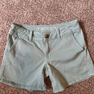 American Eagle Outfitters Green Bermuda Shorts Relaxed Fit